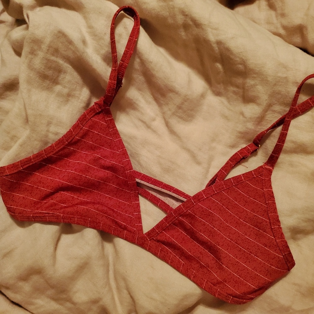 IT'S JUST A KISS striped bralette